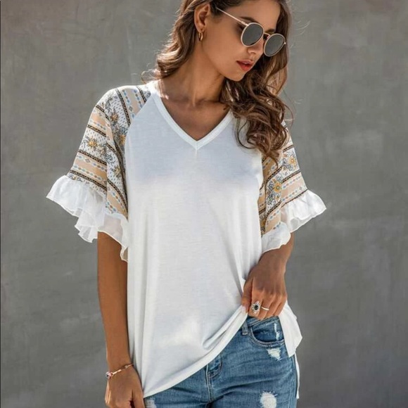 Boho Gypsy Print Blouse Ruffle Sleeve White V Neck - Picture 5 of 6